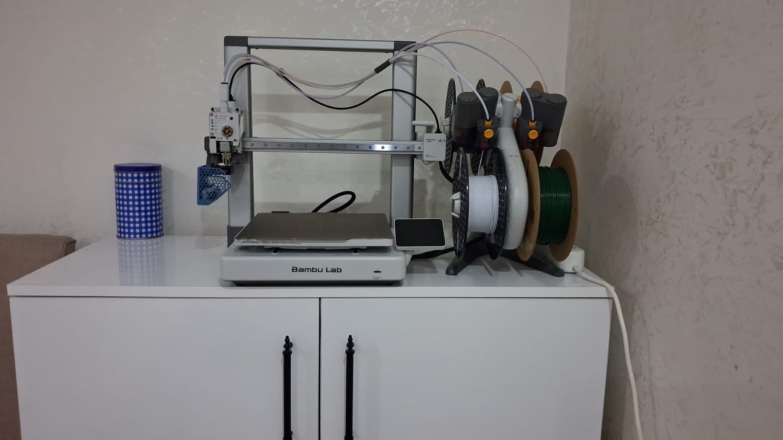 Mükemmel durumda Bambu Lab A1 Combo